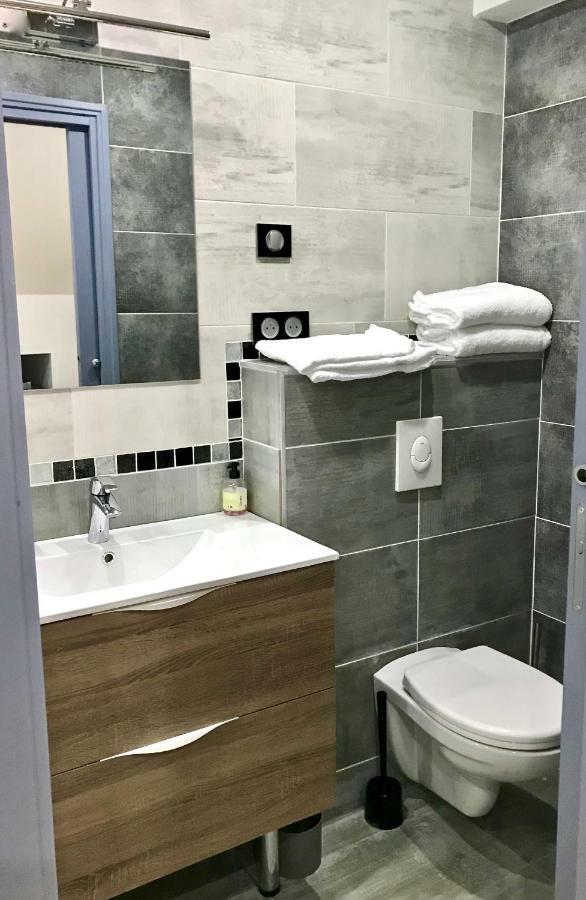 Le Madame Little Appart'Hotel Лілль Екстер'єр фото